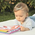 Zašto biste bebama od 6 meseci već trebali da čitate naglas?