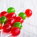 Šećer, slatkiši i deca – Kako NE navići dete na slatko